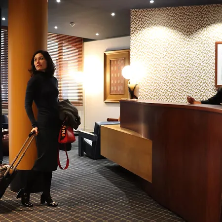 Le Pergolese Champs Elysees Hotel Paříž