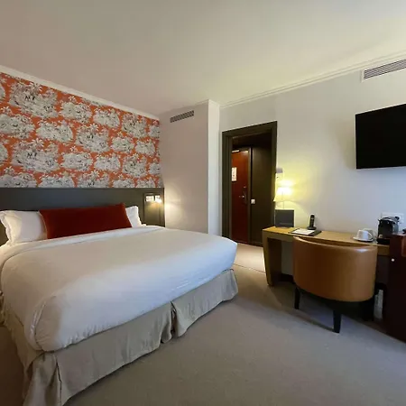 Le Pergolese Champs Elysees Hotel Paříž