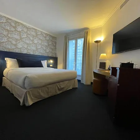 Le Pergolese Champs Elysees Paříž