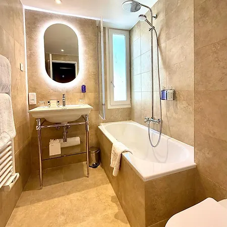 Hotel Le Pergolese Champs Elysees