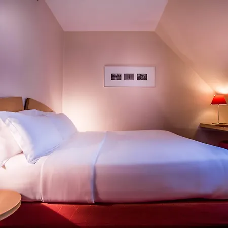 Le Pergolese Champs Elysees מלון