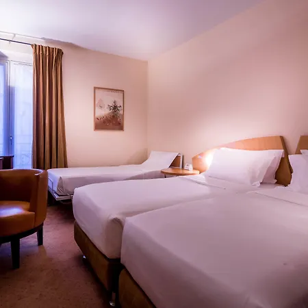 מלון Le Pergolese Champs Elysees 4*