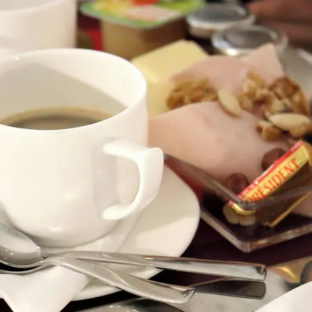 Le Pergolese Champs Elysees 4* פריז