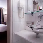 Le Pergolese Champs Elysees Hotel