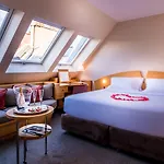 Hotel Le Pergolese Champs Elysees