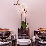 Le Pergolese Champs Elysees 4* Paris