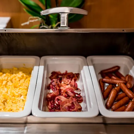 Le Pergolese Champs Elysees Hotel