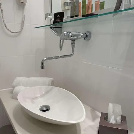 Le Pergolese Champs Elysees Parijs