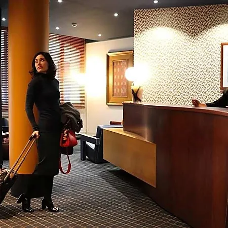 Le Pergolese Champs Elysees Hotel