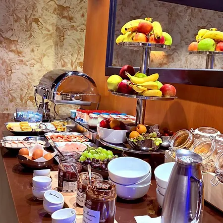 Le Pergolese Champs Elysees ホテル 4*