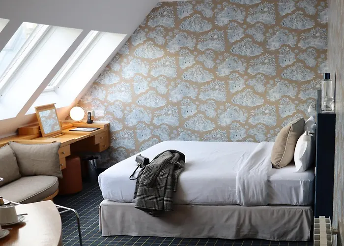 Le Pergolese Champs Elysees 4*