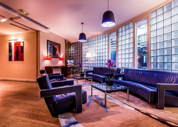 Hotel Le Pergolese Champs Elysees 4*