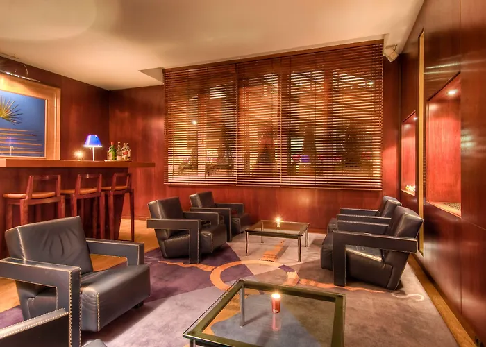 Le Pergolese Champs Elysees 4*