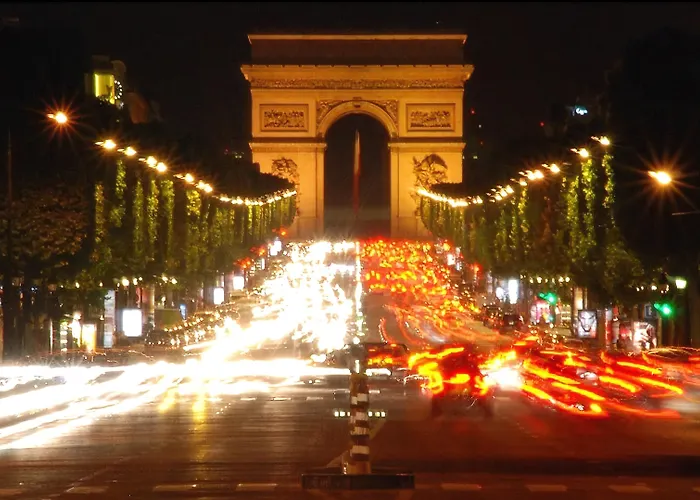 Le Pergolese Champs Elysees מלון פריז