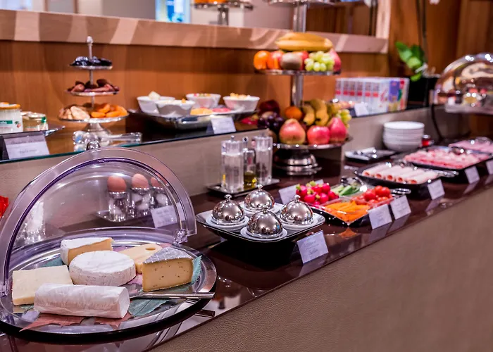 Le Pergolese Champs Elysees מלון 4*