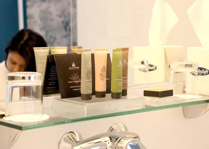 Le Pergolese Champs Elysees מלון