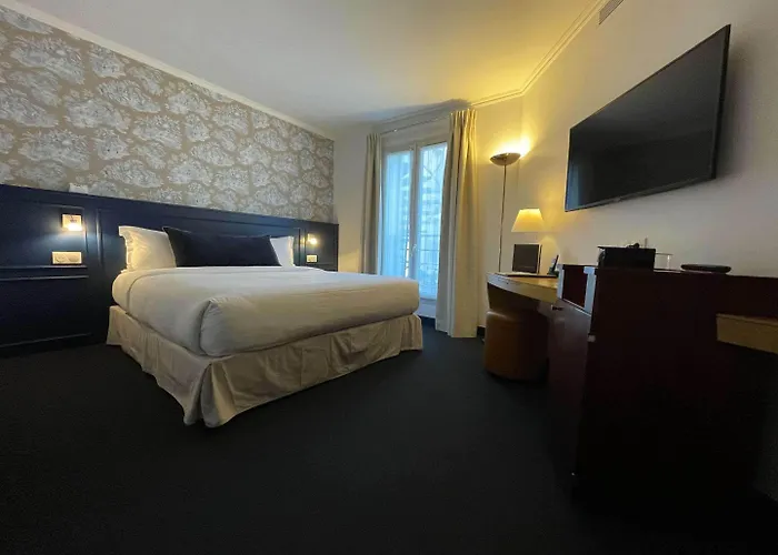 Le Pergolese Champs Elysees פריז