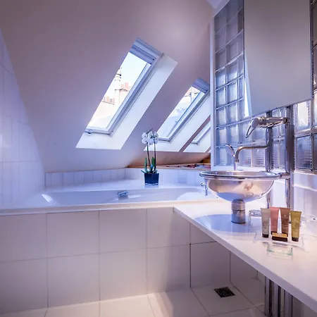 Le Pergolèse Champs Elysées Hotel 4*