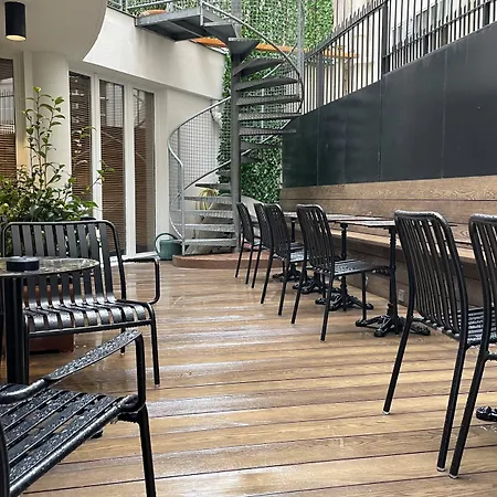 Le Pergolese Champs Elysees