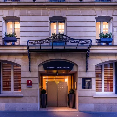 Le Pergolese Champs Elysees Отель Париж