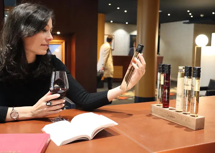 Le Pergolèse Champs Elysées Hotel